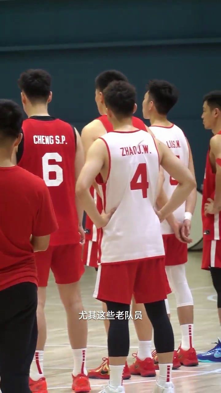 包含郭士强成为中国男篮主教练第二次临危受命的词条