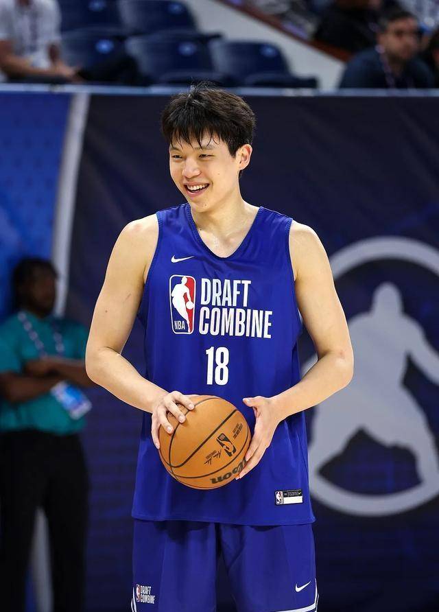 青岛俱乐部将全力支持杨瀚森在NBA的征程，感谢社会各界的祝福的简单介绍