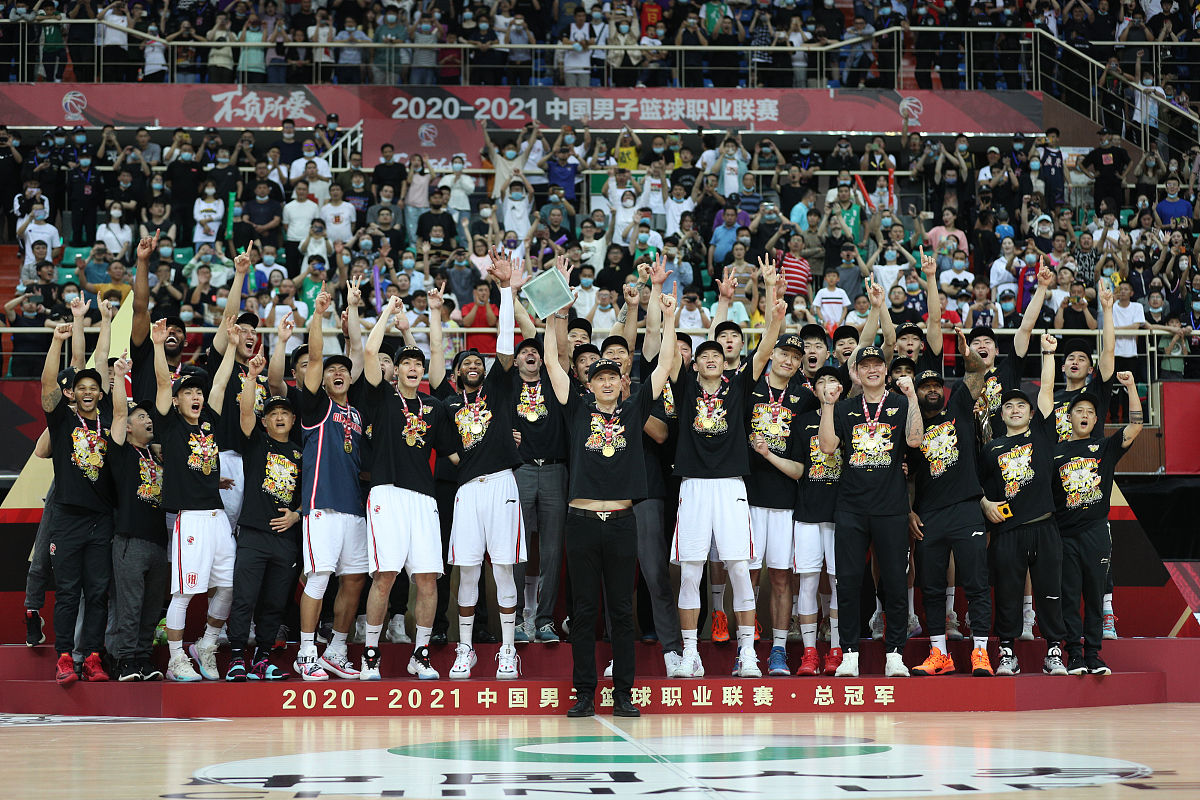 关于20分大胜波黑后！中国男篮大名单预测：这10人稳了，徐杰PK的信息