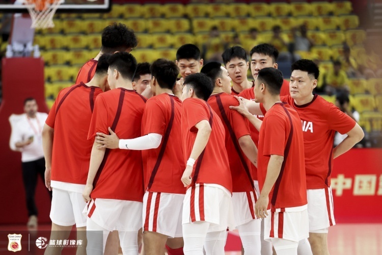 包含王俊杰16分廖三宁10+4中国男篮再胜委内瑞拉的词条